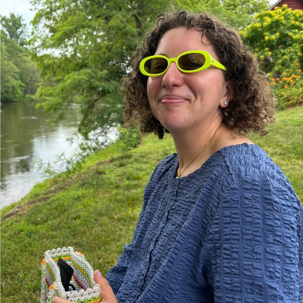 Meet your Posher, Naomi